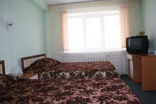 Гостиница Моряк Владивосток Стандартный двухместный номер с 2 отдельными кроватями-3